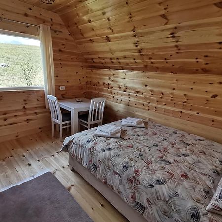 Village Cottage Жабляк Екстер'єр фото